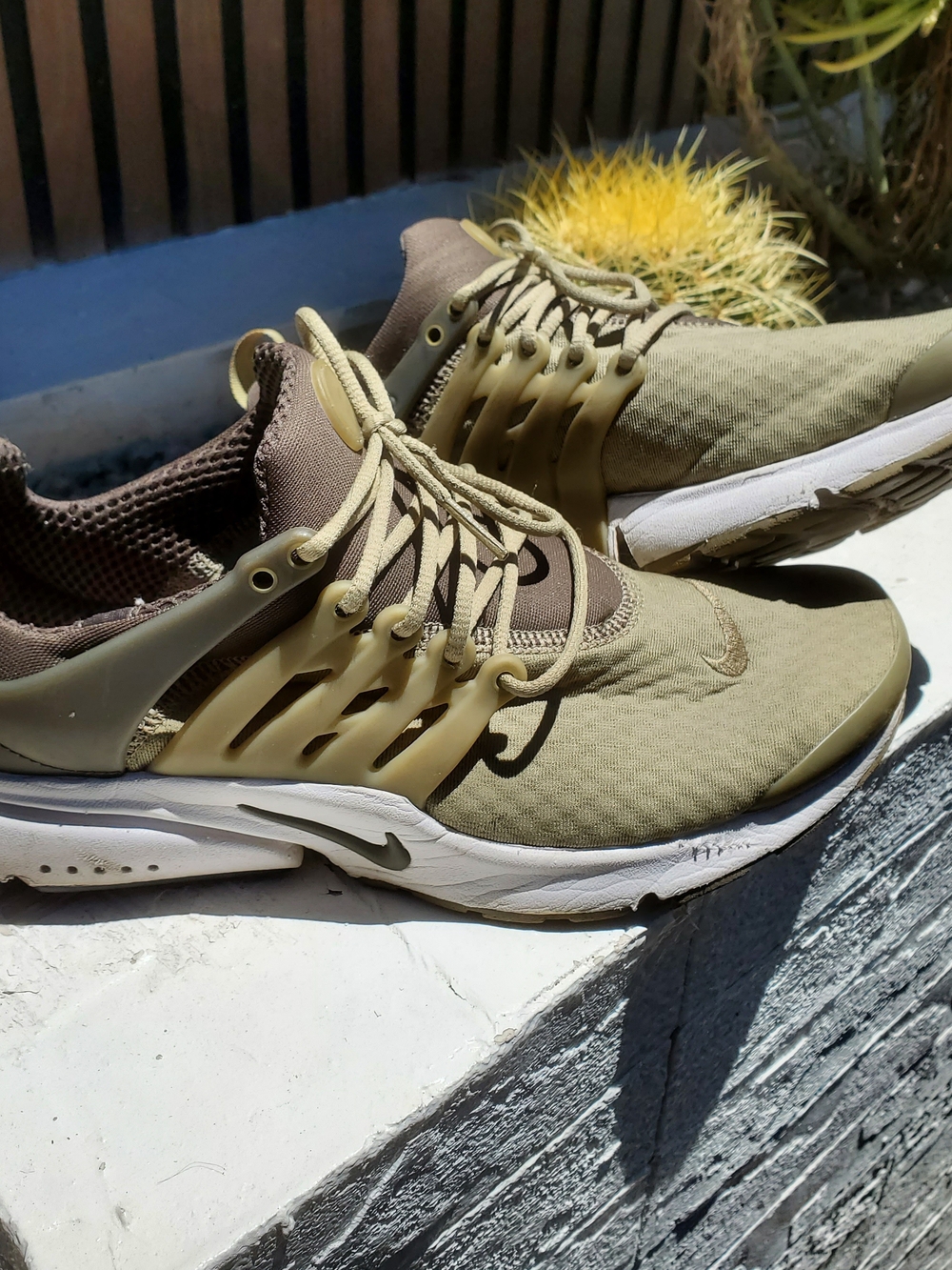 Nike Air Presto Essential Cargo Khaki Size Mens 9.5